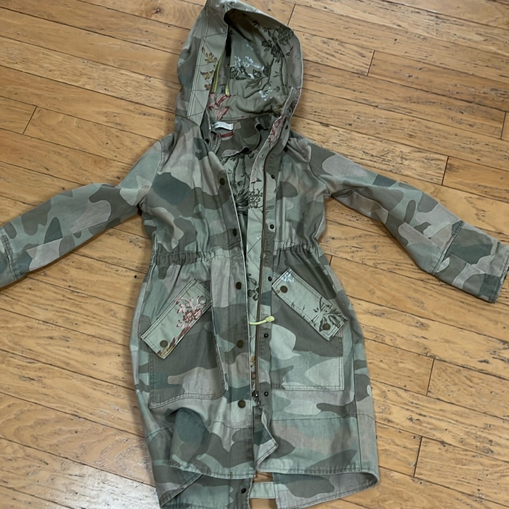 Mason Camo Utility Coat from ANTHROPOLOGIE size small
